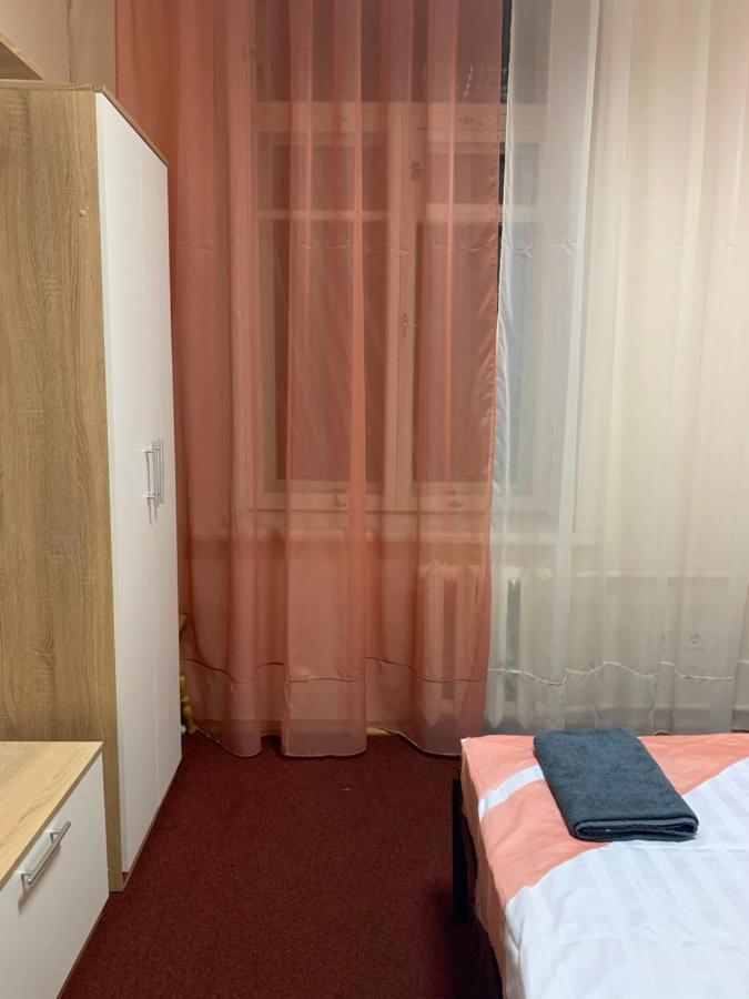 U-Compass Hostel Kiev Ngoại thất bức ảnh