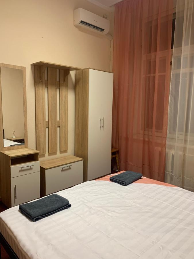 U-Compass Hostel Kiev Ngoại thất bức ảnh