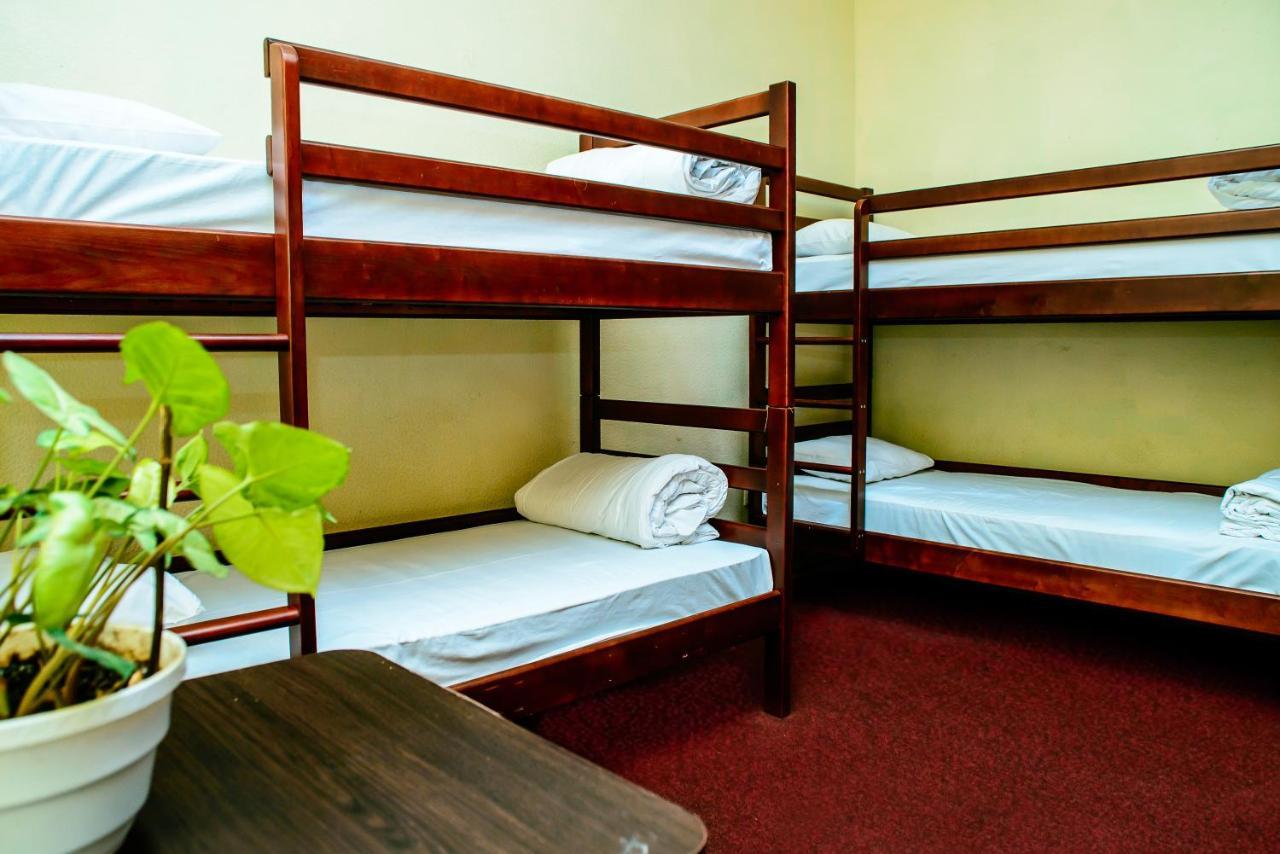 U-Compass Hostel Kiev Ngoại thất bức ảnh