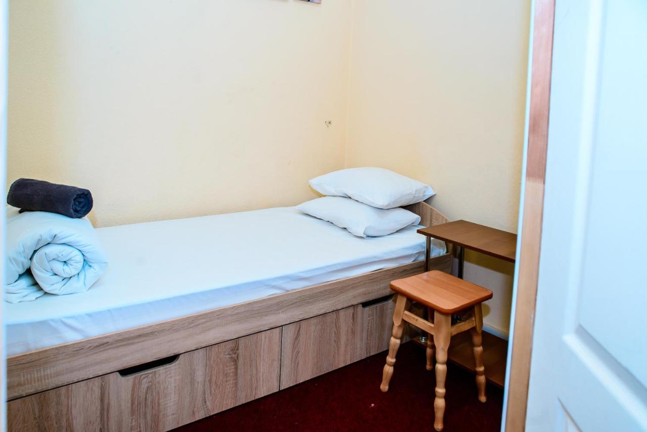 U-Compass Hostel Kiev Ngoại thất bức ảnh