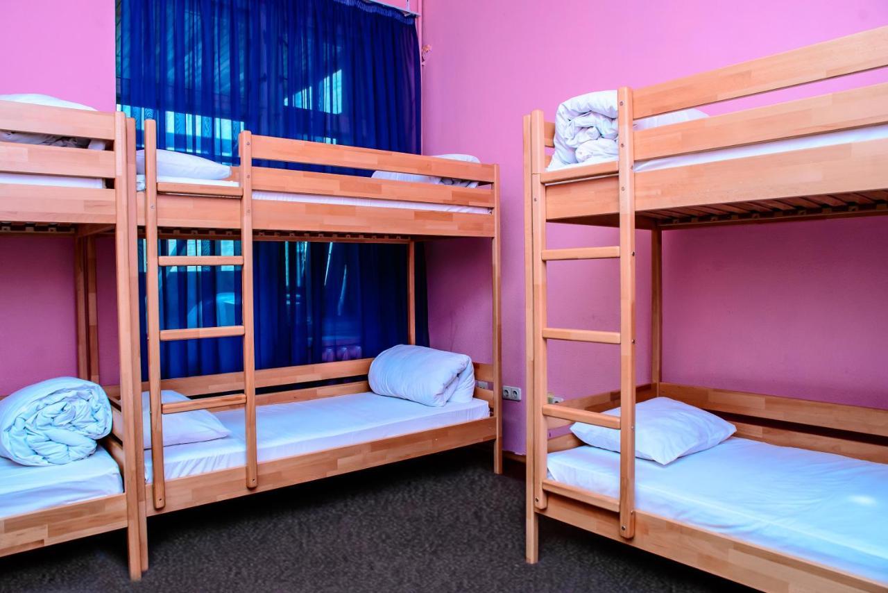 U-Compass Hostel Kiev Ngoại thất bức ảnh