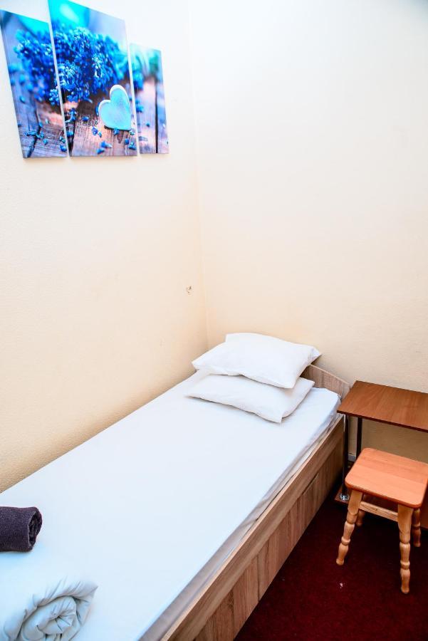 U-Compass Hostel Kiev Ngoại thất bức ảnh
