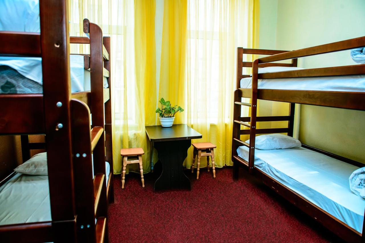 U-Compass Hostel Kiev Ngoại thất bức ảnh
