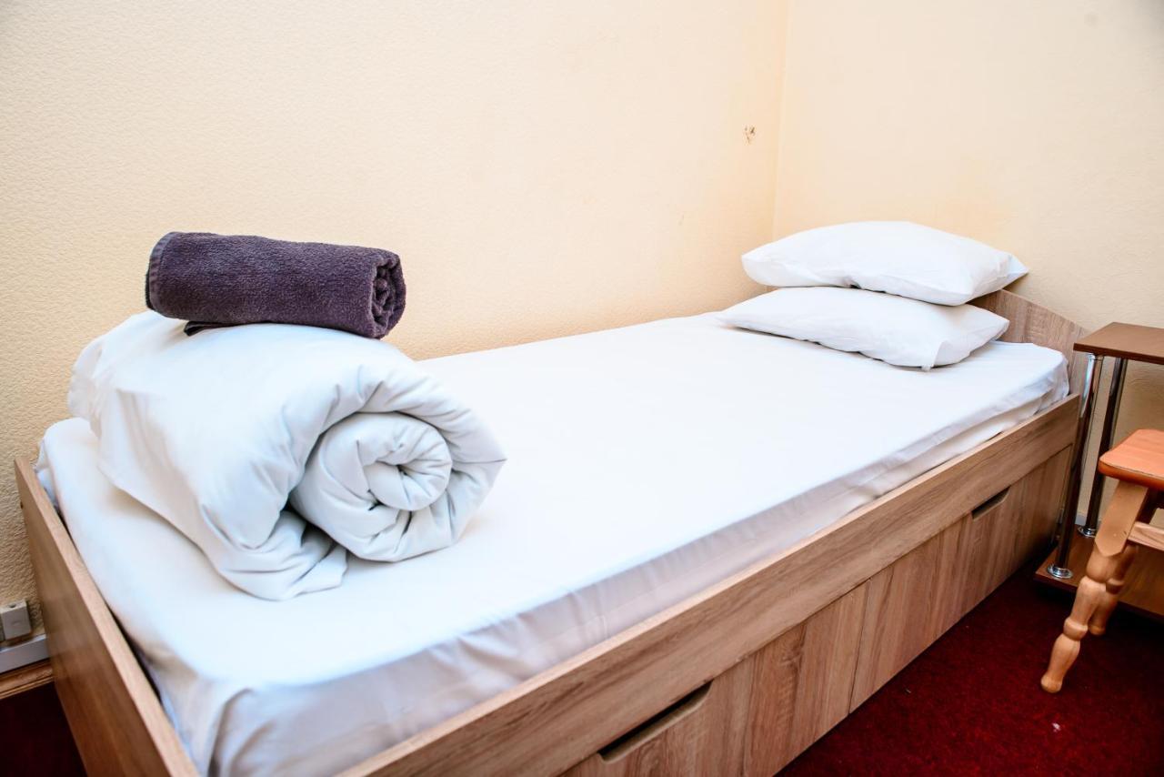 U-Compass Hostel Kiev Ngoại thất bức ảnh